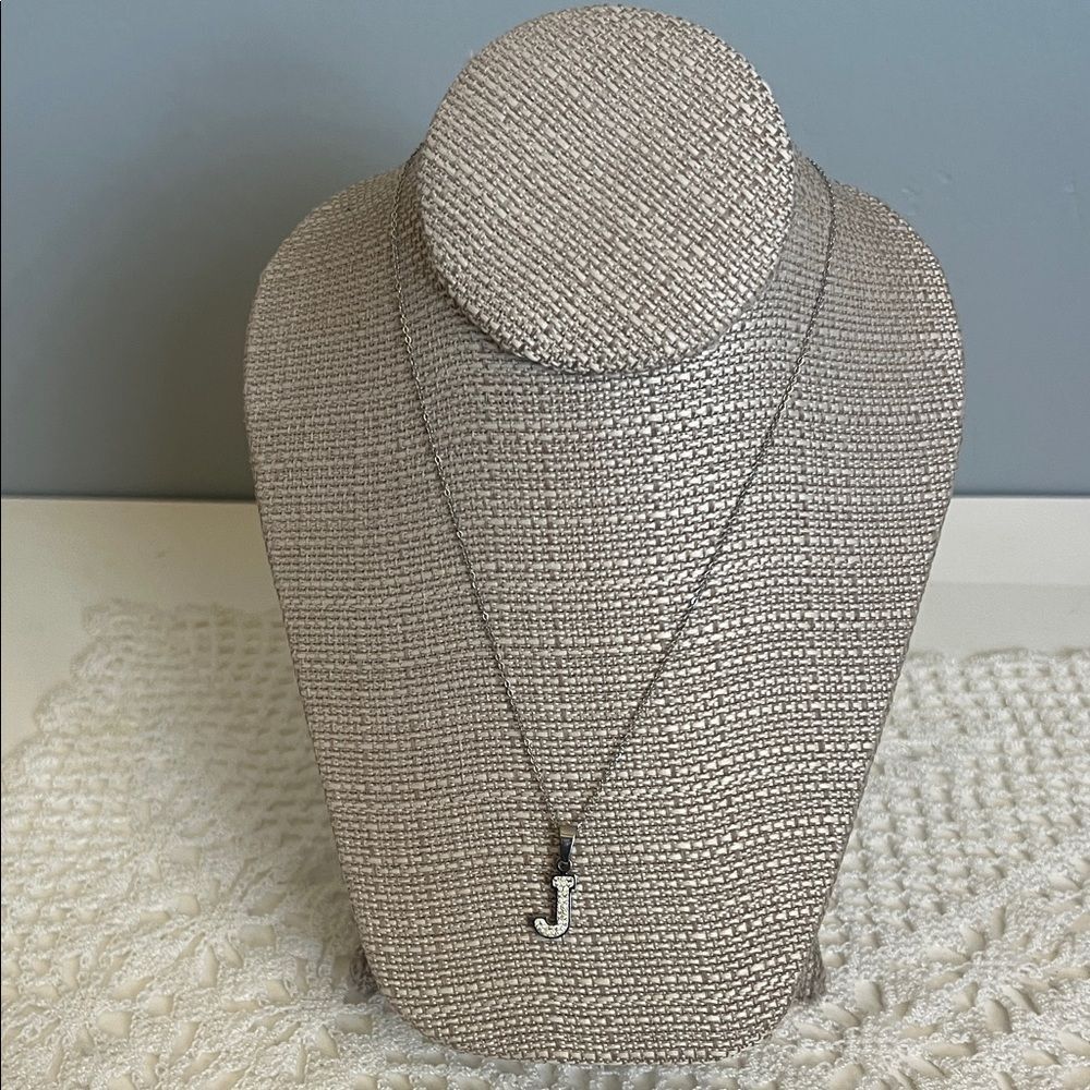 NWT Stainless Steel Elegant Silver Tone  Dainty Necklace initial  J Pendant
